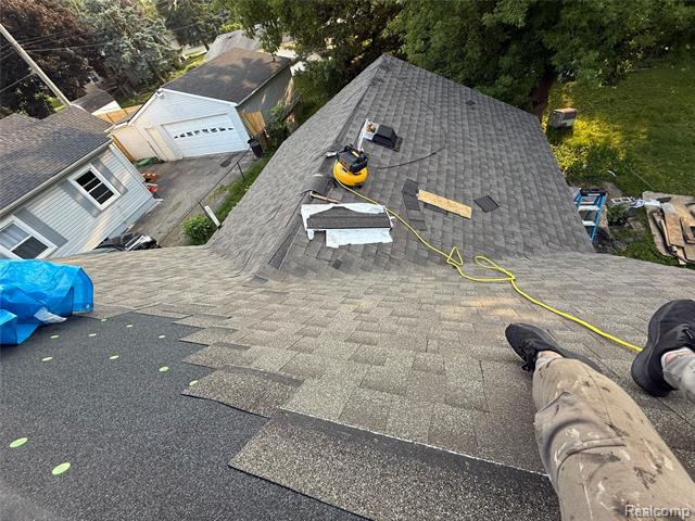 Builiding view twenty seven for 3208 Ludwig, Burton, MI. 48529