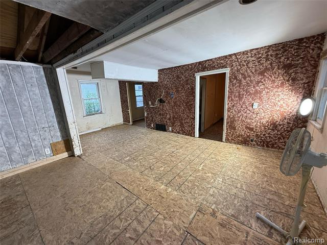 Builiding view two for 3208 Ludwig, Burton, MI. 48529