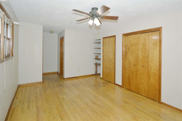 Builiding view eleven for 11660 De, Richland, MI. 49083