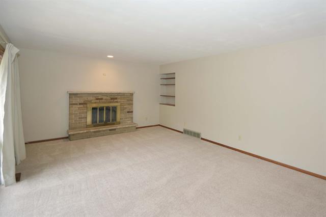 Builiding view three for 11660 De, Richland, MI. 49083