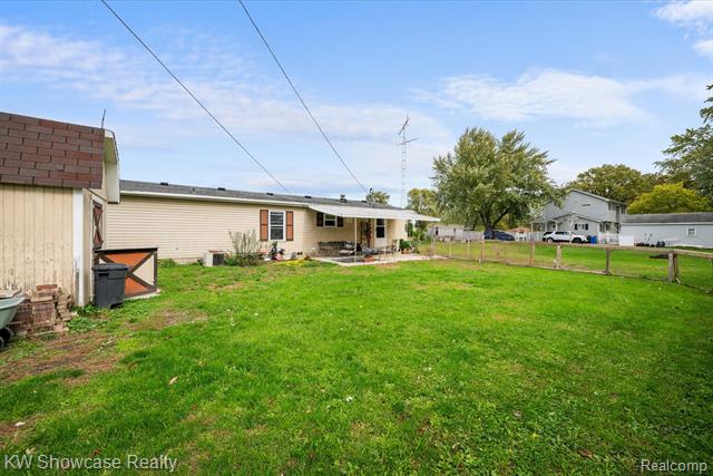 Builiding view twenty two for 2916 Navarre, Monroe, MI. 48162