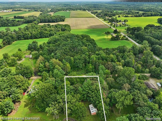 Builiding view forty eight for 4067 Slattery, North Branch, MI. 48461