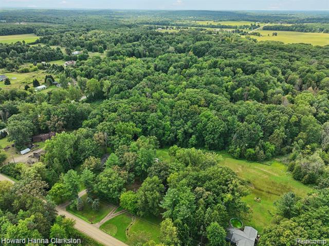 Builiding view forty six for 4067 Slattery, North Branch, MI. 48461