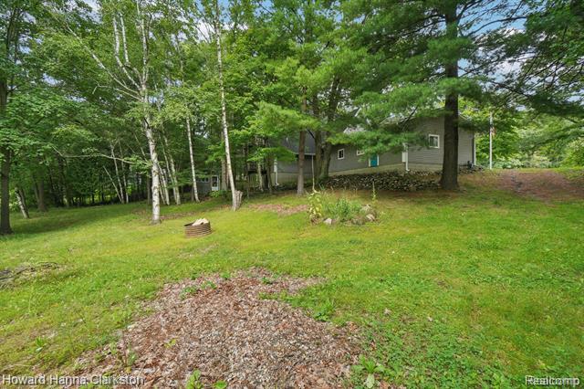 Builiding view thirty five for 4067 Slattery, North Branch, MI. 48461