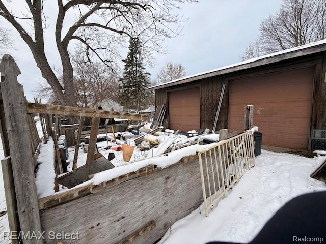 Builiding view four for 3218 Collingwood, Flint, MI. 48503