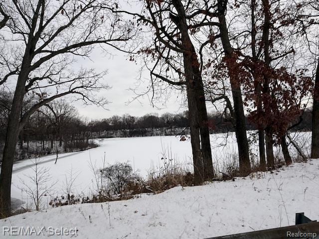 Builiding view seven for 3218 Collingwood, Flint, MI. 48503