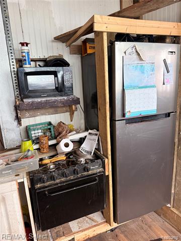 Builiding view ten for 3218 Collingwood, Flint, MI. 48503