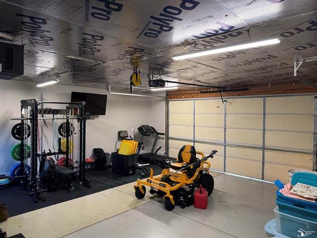 Builiding view eight for 151 Aberdeen, Monroe, MI. 48161