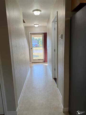 Builiding view seventeen for 151 Aberdeen, Monroe, MI. 48161