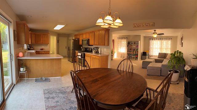 Builiding view thirteen for 151 Aberdeen, Monroe, MI. 48161