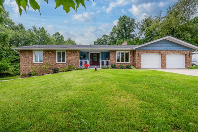 front view for 5944 Daniel Boone Trail, Berrien Springs, Mi. 49103