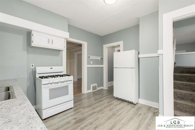 Builiding view fifteen for 1314 Sigsbee, Grand Rapids, MI. 49506