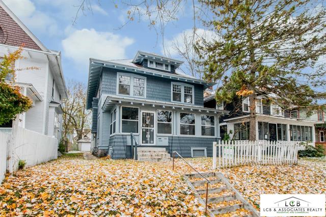 Builiding view one for 1314 Sigsbee, Grand Rapids, MI. 49506