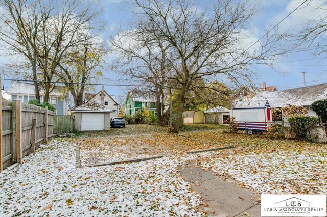 Builiding view thirty five for 1314 Sigsbee, Grand Rapids, MI. 49506