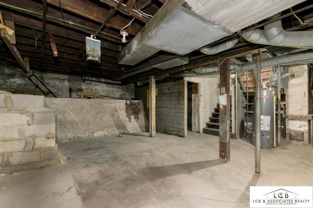 Builiding view thirty for 1314 Sigsbee, Grand Rapids, MI. 49506