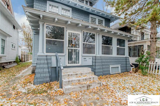 Builiding view three for 1314 Sigsbee, Grand Rapids, MI. 49506