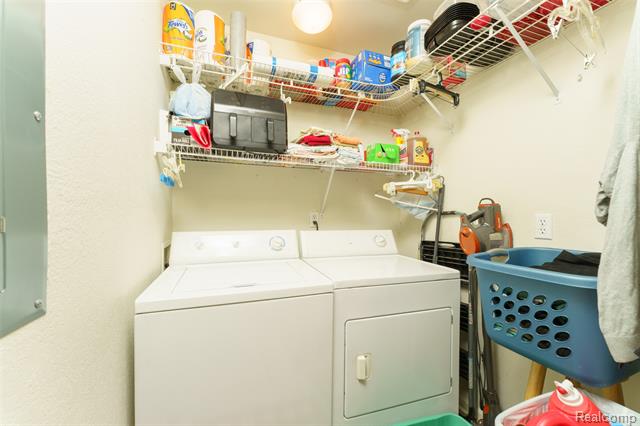 Builiding view five for 12274 Saint Andrews, Fenton, MI. 48430