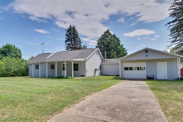 front view for 601 W 16 Road, Mesick, Mi. 49668