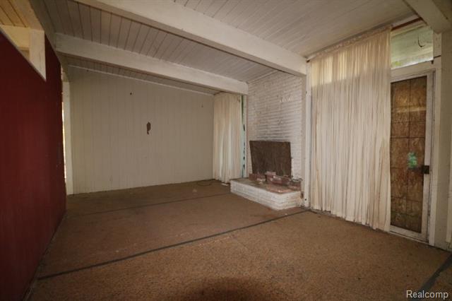 Builiding view five for 1741 Carmanbrook, Flint, MI. 48507