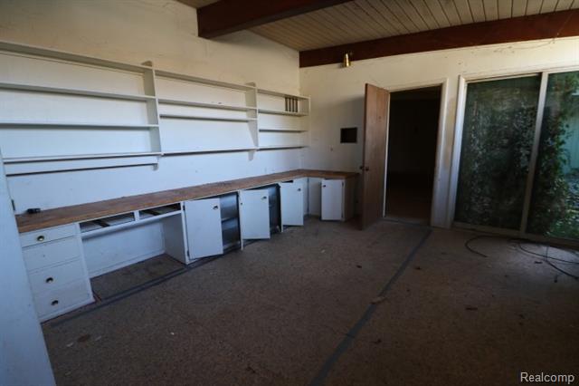 Builiding view seven for 1741 Carmanbrook, Flint, MI. 48507