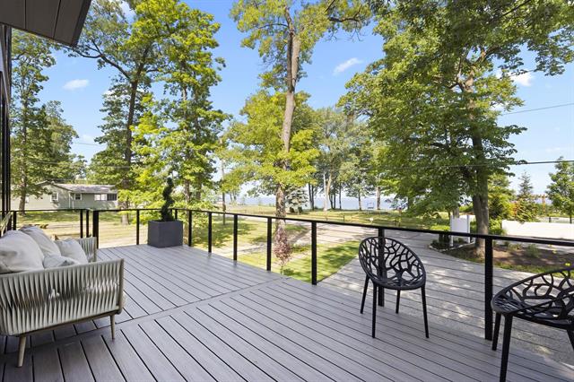 Builiding view one for 11160 Marquette, New Buffalo, MI. 49117