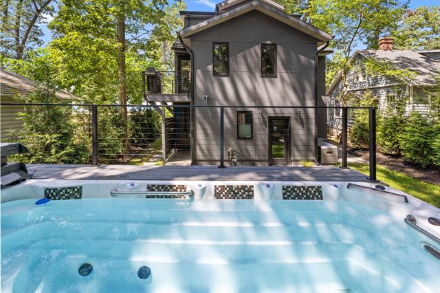 Builiding view thirty two for 11160 Marquette, New Buffalo, MI. 49117