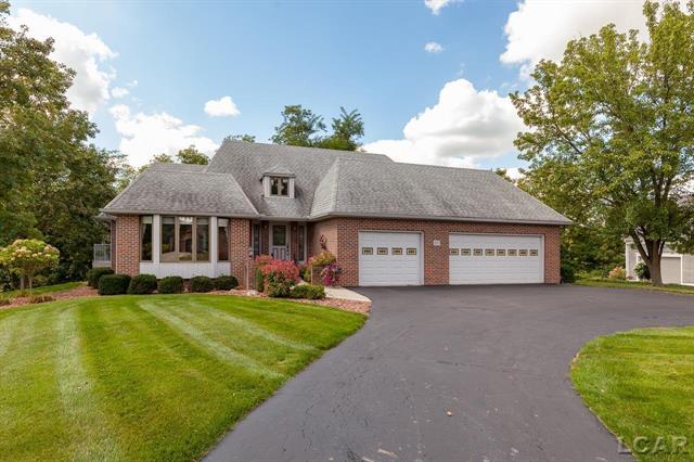 front view for 669 Stonecrest, Adrian, Mi. 49221