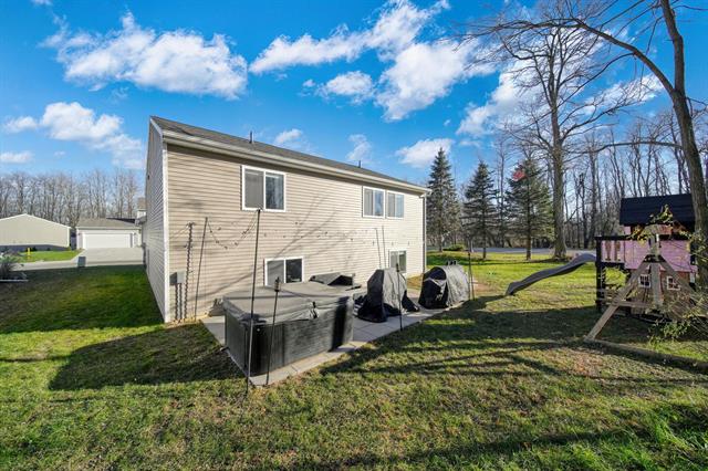 Builiding view thirty three for 130 Lighthouse, Brooklyn, MI. 49230