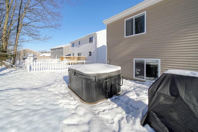 Builiding view thirty two for 130 Lighthouse, Brooklyn, MI. 49230