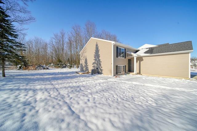 Builiding view twenty seven for 130 Lighthouse, Brooklyn, MI. 49230