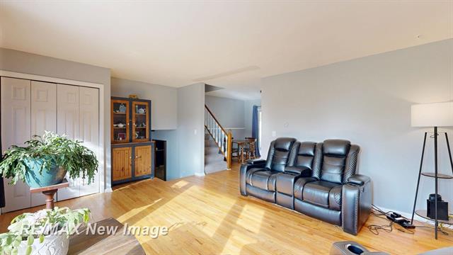 Builiding view eight for 665 Briarwood, Vassar, MI. 48768