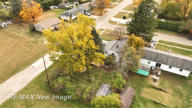 Builiding view fifty three for 665 Briarwood, Vassar, MI. 48768