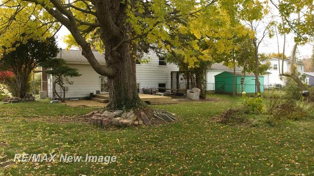 Builiding view forty five for 665 Briarwood, Vassar, MI. 48768