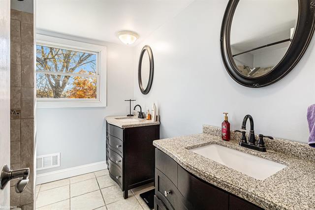 Builiding view fifteen for 4500 Perry, Grand Blanc, MI. 48439