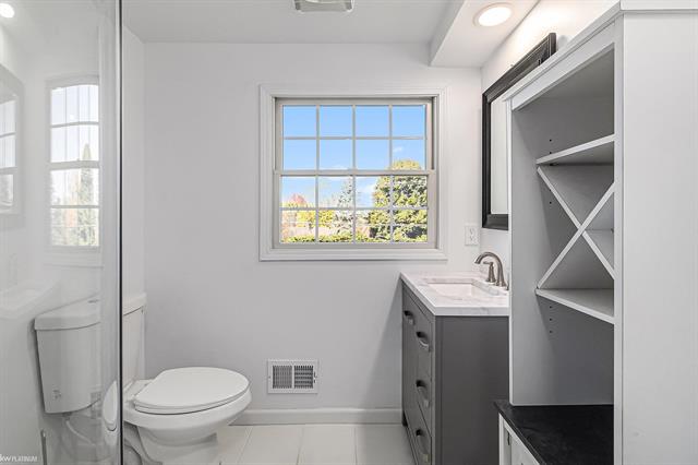 Builiding view nineteen for 4500 Perry, Grand Blanc, MI. 48439