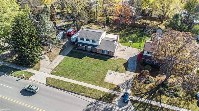 Builiding view thirty one for 4500 Perry, Grand Blanc, MI. 48439