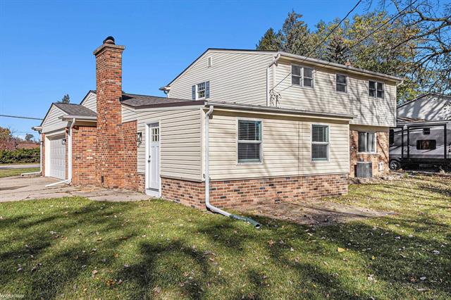 Builiding view twenty eight for 4500 Perry, Grand Blanc, MI. 48439