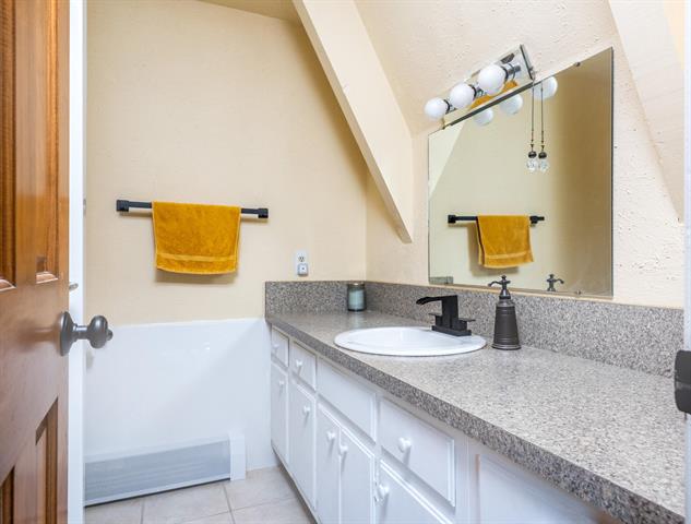 Builiding view fifteen for 1686 Herrity, Ionia, MI. 48846