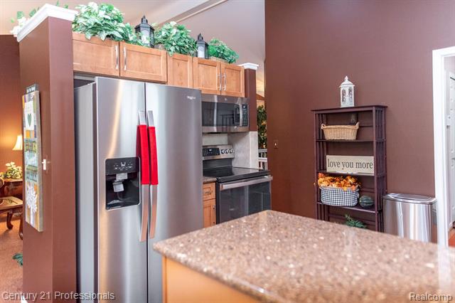 Builiding view fifteen for 57136 Megan, Washington, MI. 48094