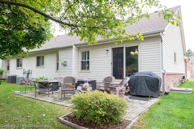 Builiding view five for 57136 Megan, Washington, MI. 48094