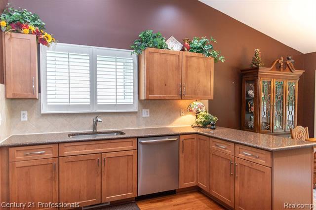 Builiding view sixteen for 57136 Megan, Washington, MI. 48094