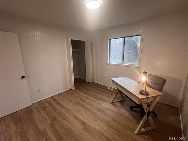 Builiding view seventeen for 11048 Silver, Whitmore Lake, MI. 48189