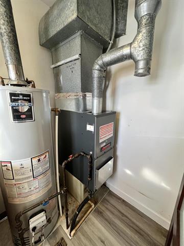 Builiding view nine for 1755 Carleton, Adrian, MI. 49221