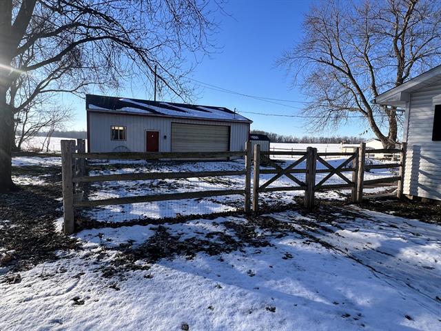 Builiding view thirty two for 1755 Carleton, Adrian, MI. 49221