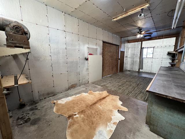 Builiding view thirty for 1755 Carleton, Adrian, MI. 49221