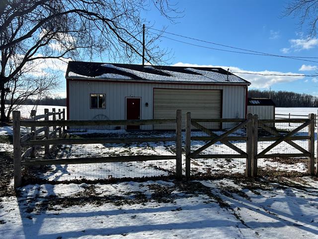 Builiding view twenty six for 1755 Carleton, Adrian, MI. 49221