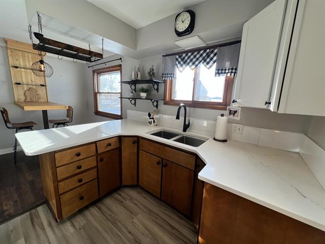 Builiding view two for 1755 Carleton, Adrian, MI. 49221