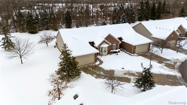 Builiding view forty three for 671 Woodhaven, Walled Lake, MI. 48390