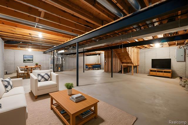 Builiding view thirty three for 671 Woodhaven, Walled Lake, MI. 48390