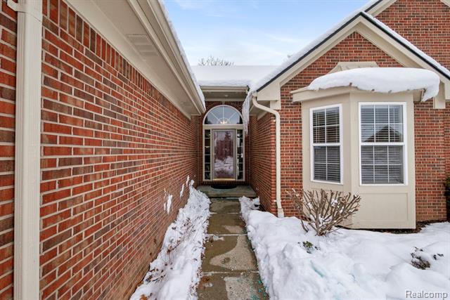 Builiding view two for 671 Woodhaven, Walled Lake, MI. 48390